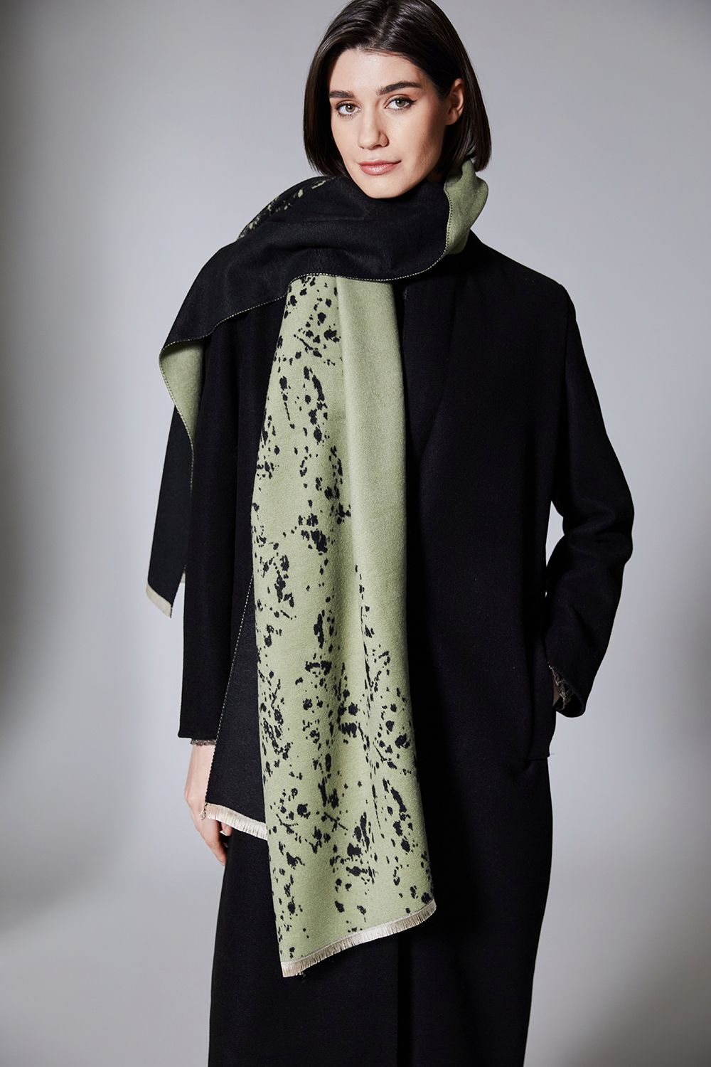 Peruzzi Speckled Scarf