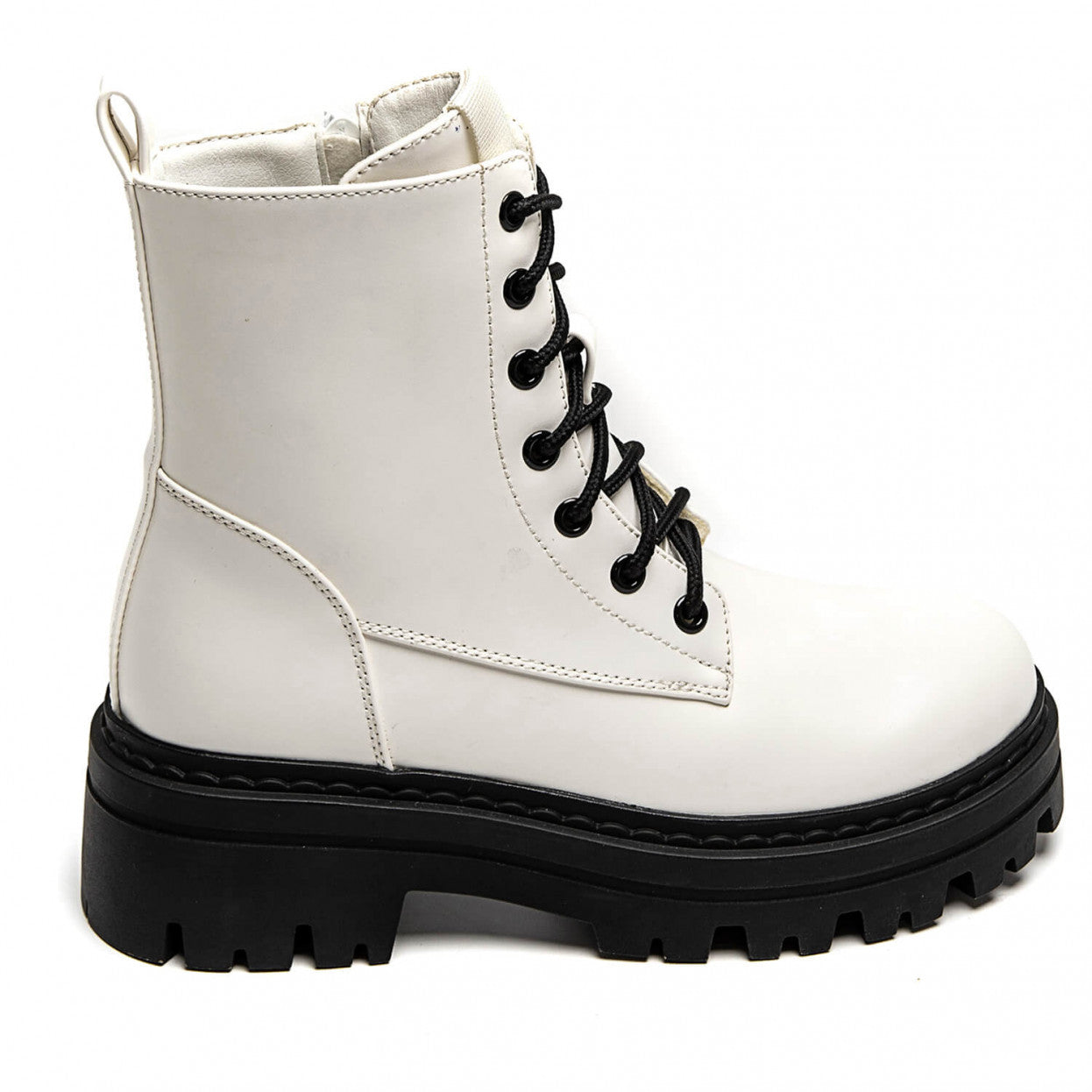 Meera Boots