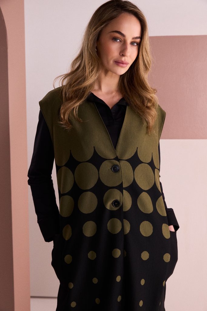 Naya Spot Border Waistcoat Naw26267