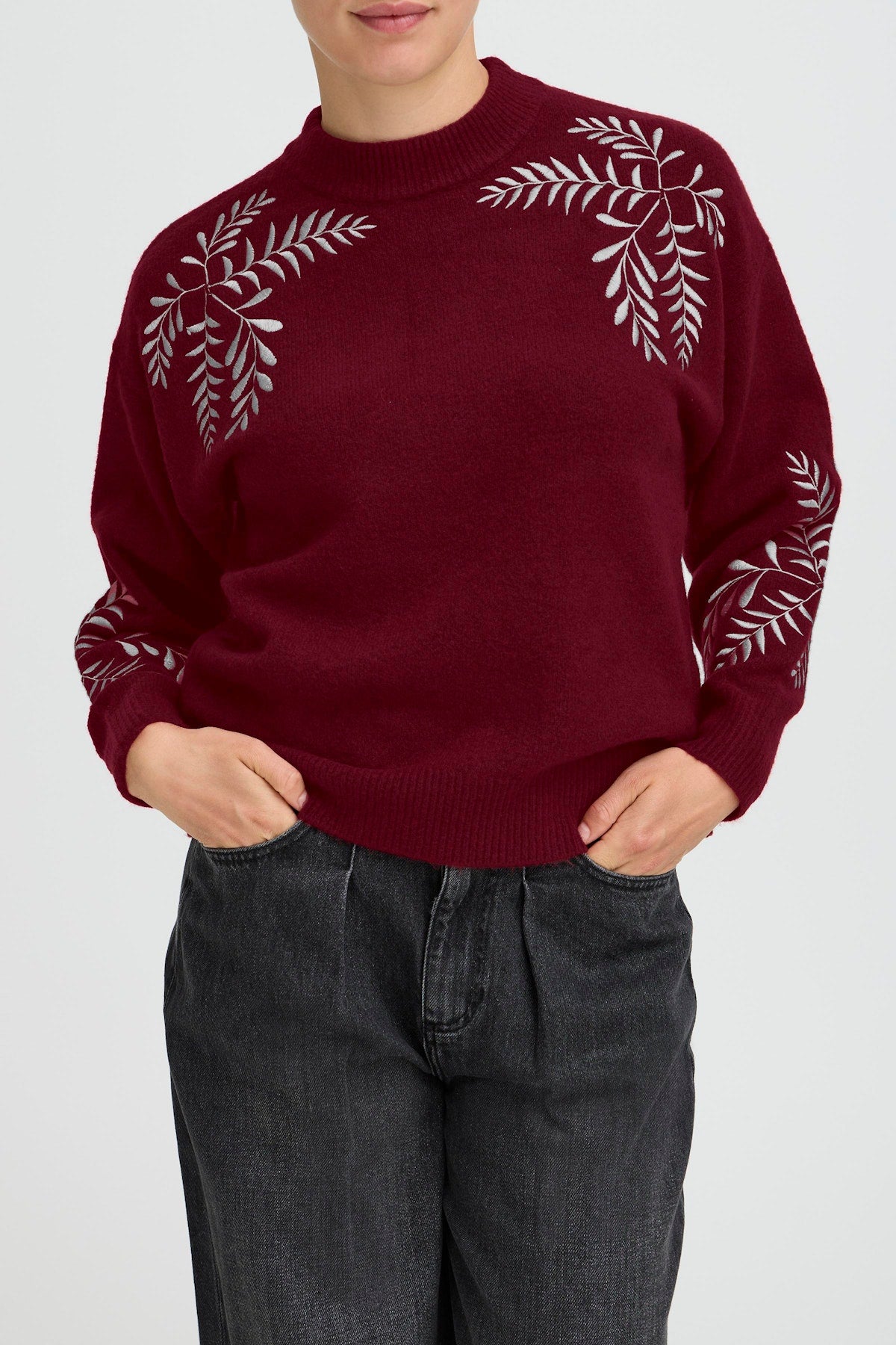 BY Magge Emblem Jumper
