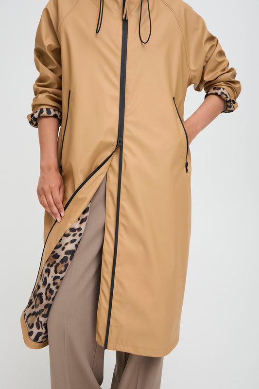 BY Avan Coat (2 Colours)