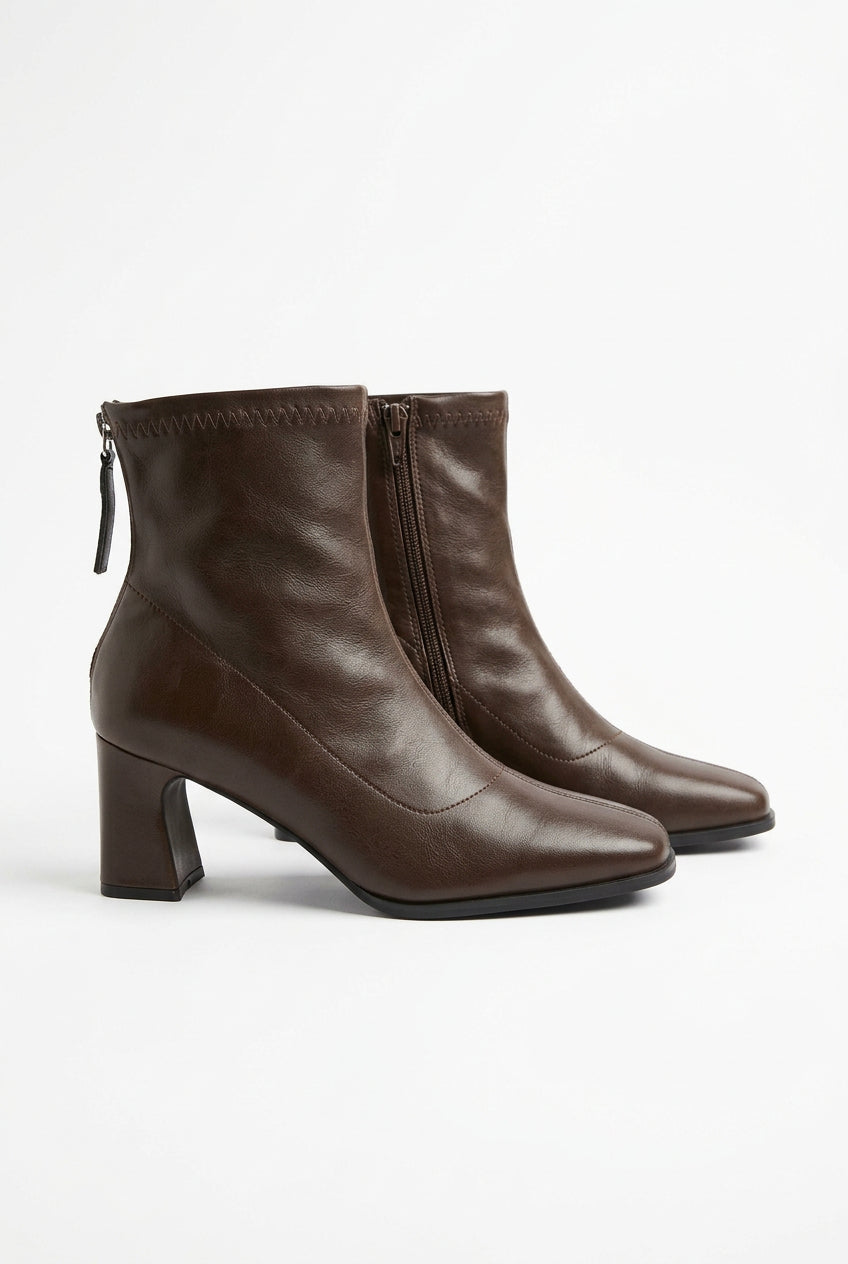 Maeve Boot Xq-008