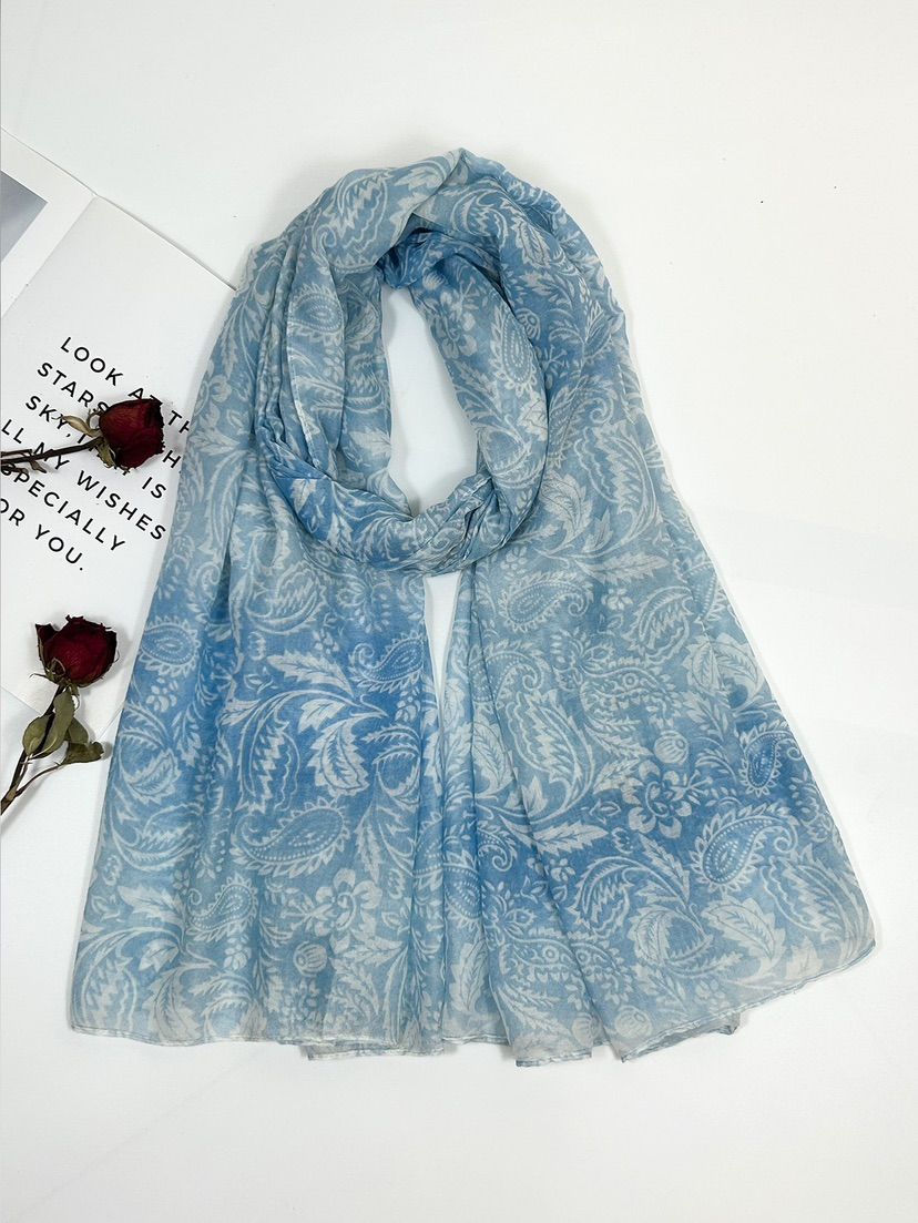 Ditsy Scarf F3202