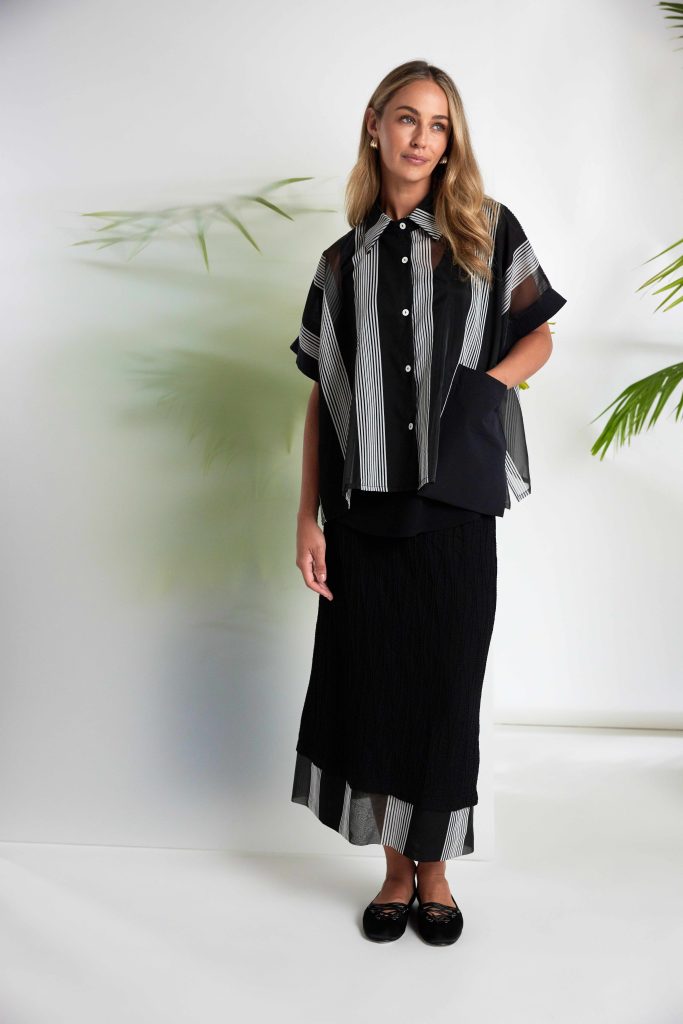 Naya Embossed Skirt Nas26258