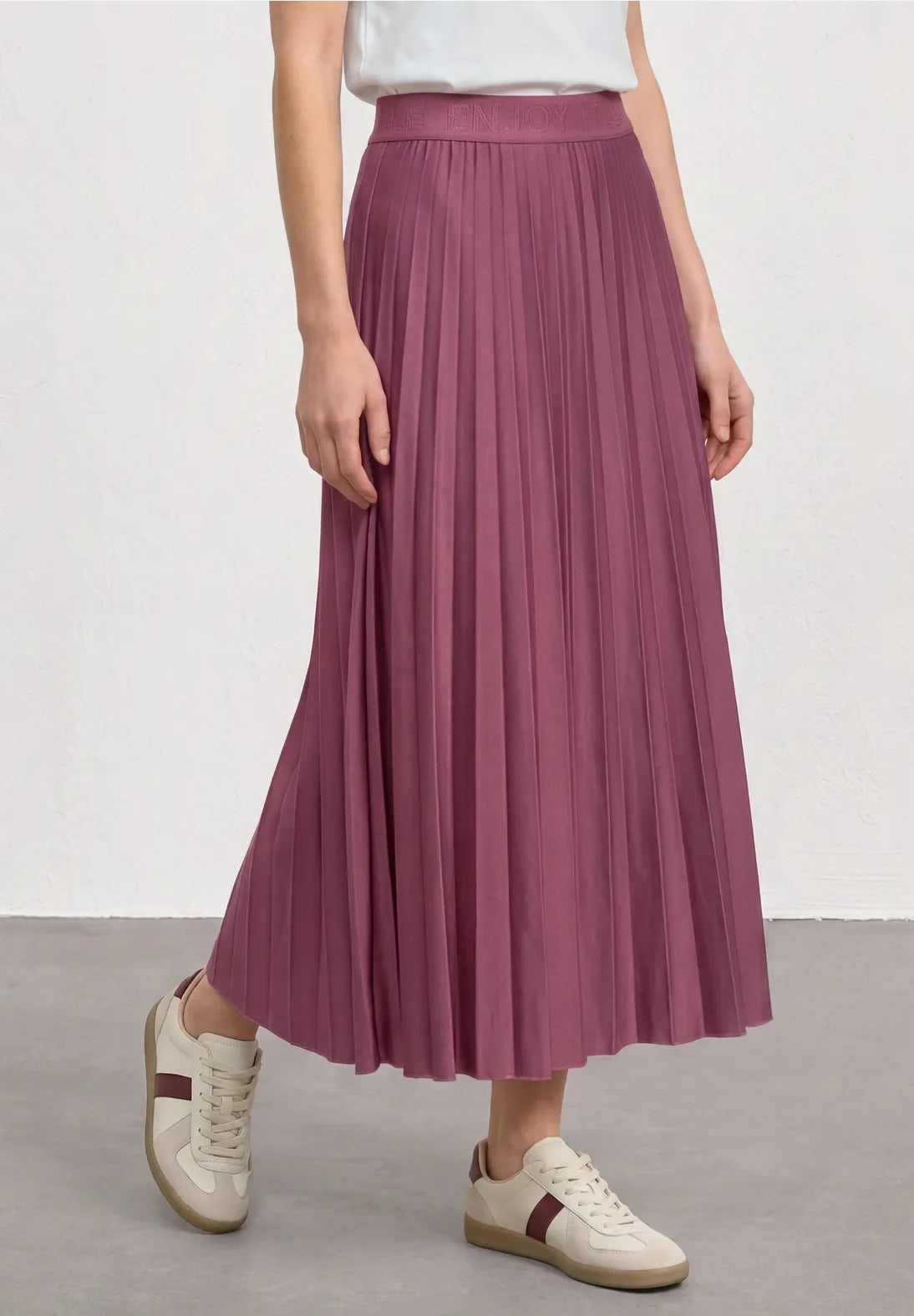 Street One Plissé Skirt (2 Colours) 362010