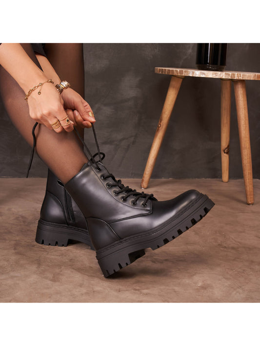 Meera Boots