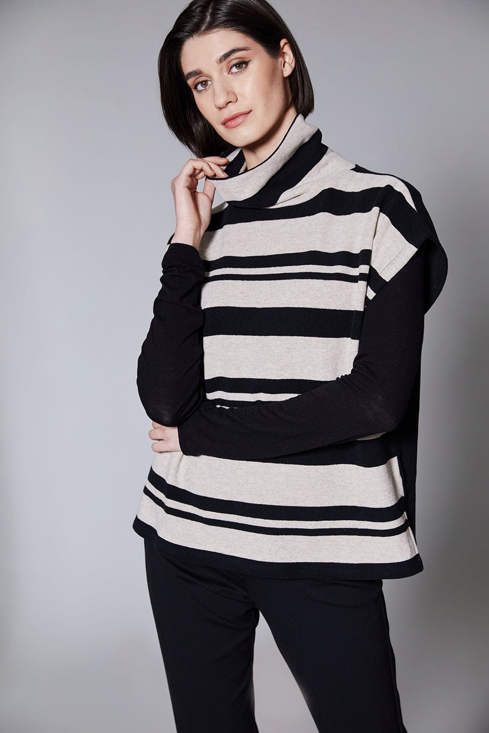 Peruzzi Sleeveless Fleece