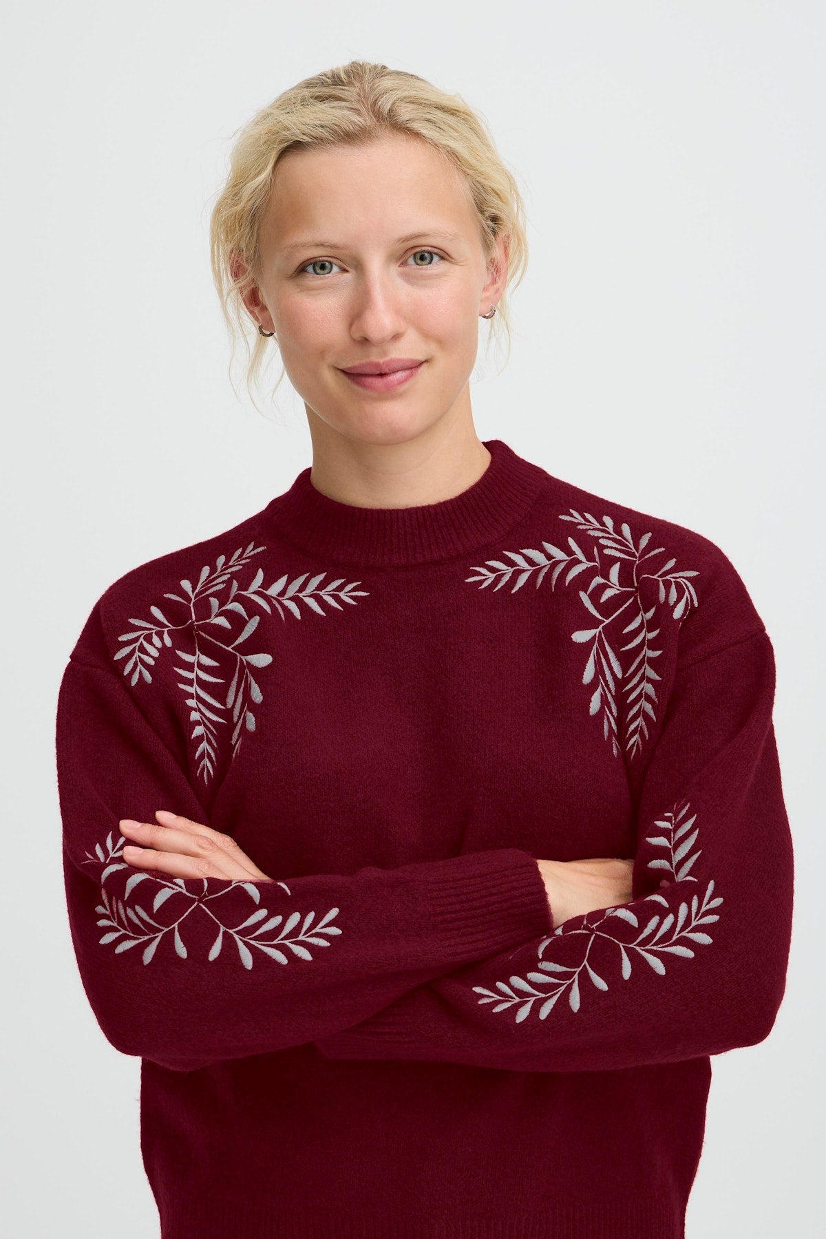 BY Magge Emblem Jumper