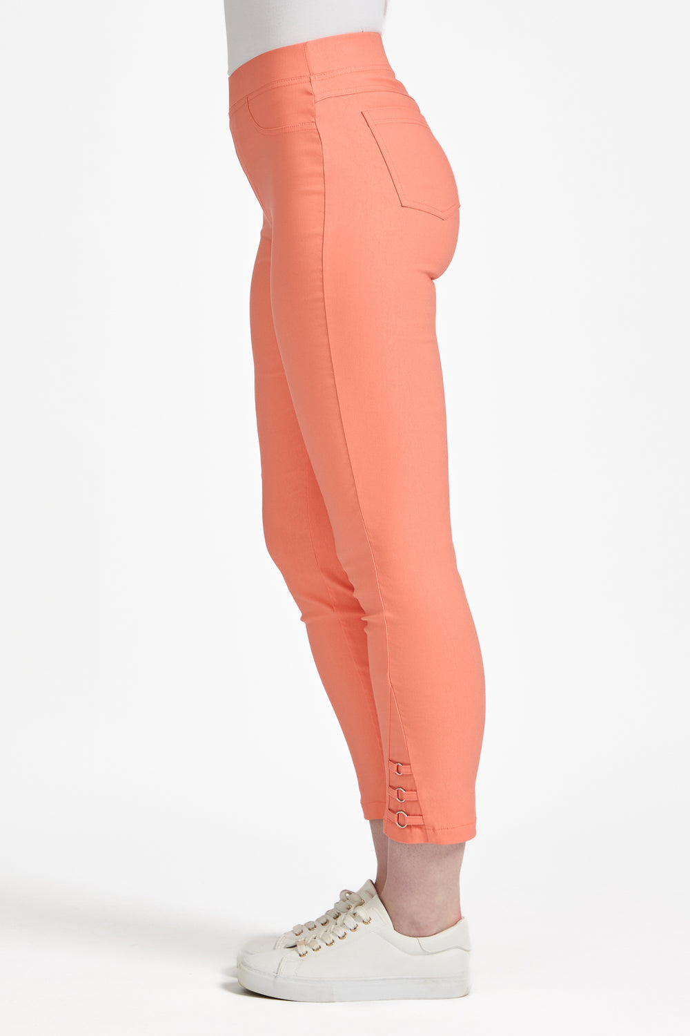 Mudflower Eyelet Trousers Su-26mf-218